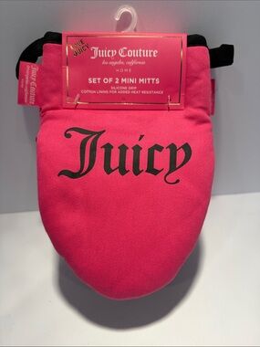 Juicy Couture Hot Pink Mini Oven Mitts Set NWT